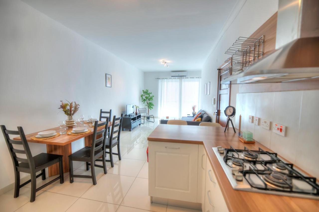 Large And Modern 2Bedroom With Balcony Glub1-1 Gzira Esterno foto