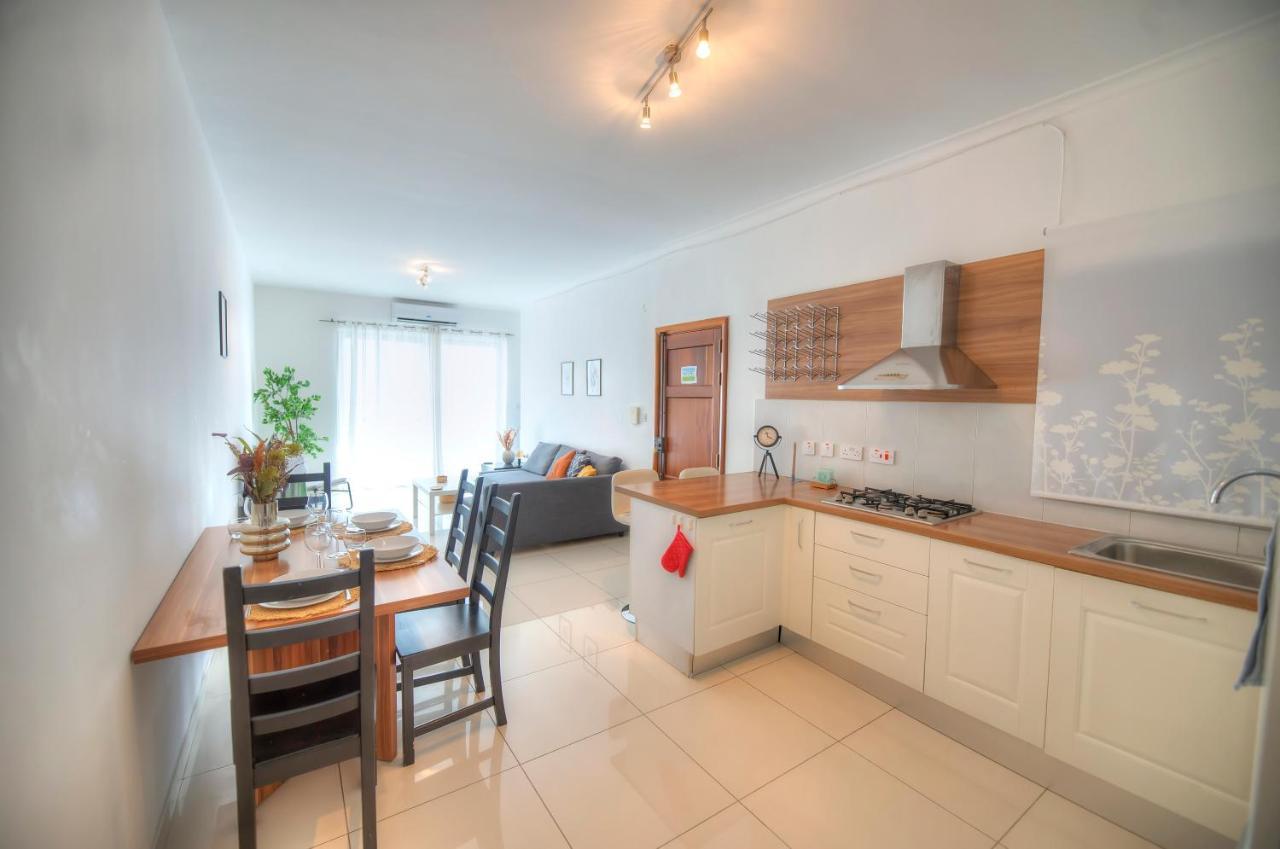 Large And Modern 2Bedroom With Balcony Glub1-1 Gzira Esterno foto