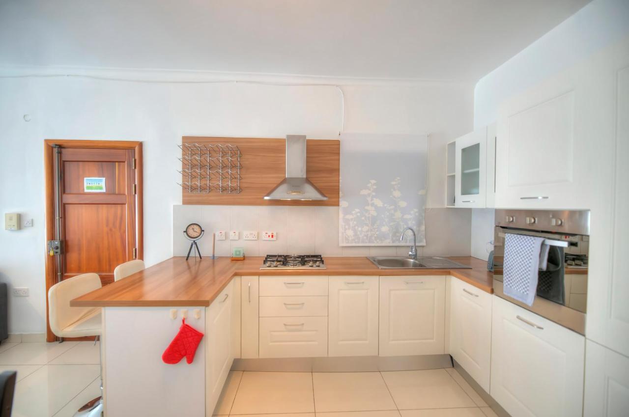 Large And Modern 2Bedroom With Balcony Glub1-1 Gzira Esterno foto